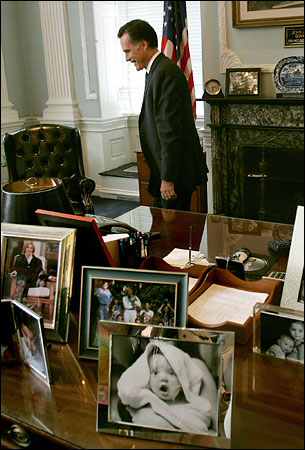 Mitt Romney photo, by AP, from NYTimes